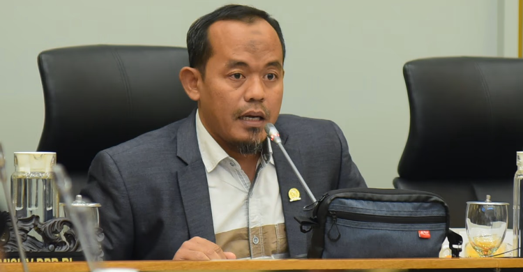 beras fortifikasi - ilustrasi berita DPR Minta Penjelasan dan Sanksi atas Beras Fortifikasi yang Tidak Sesuai