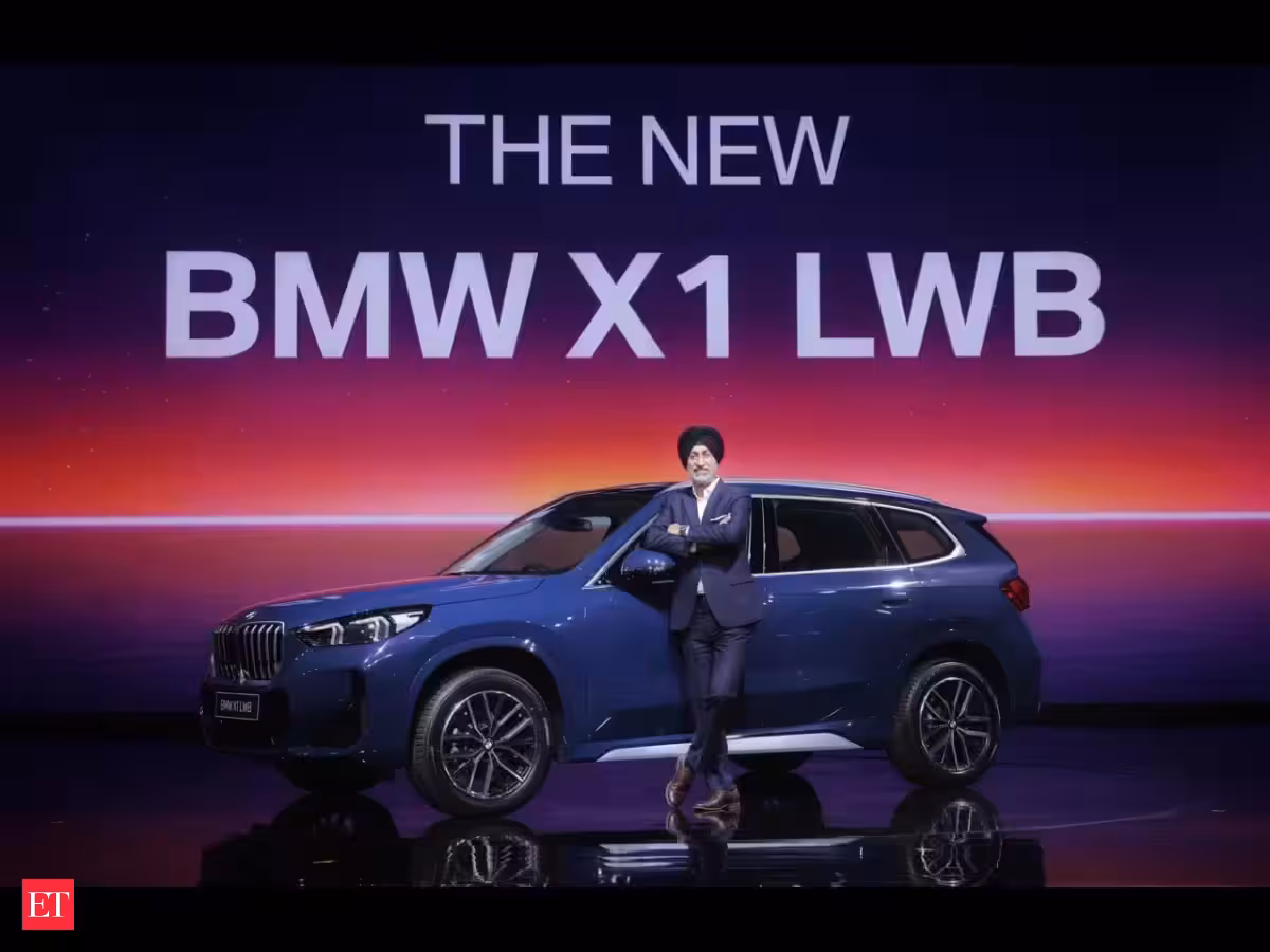 mobil bensin bmw - ilustrasi berita Bos BMW India: Tetap Memilih Mobil Bensin BMW Meski Dorongan ke EV