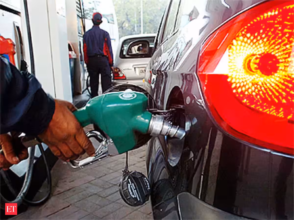 opsi penggerak - ilustrasi berita Produsen Mobil India Perluas Opsi Penggerak Saat Pangsa Bensin Menyusut