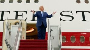 Trump Sebut Dinas Rahasia Perintahkan Penggantian Pesawat Saat Kembali dari KTT NATO