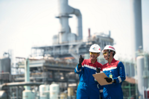 Pertamina dua jalur: Amankan pasokan hari ini dan kembangkan energi masa depan
