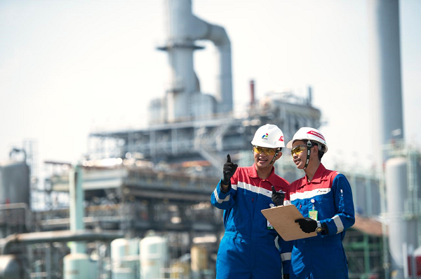 pertumbuhan pertamina - ilustrasi berita Pertamina Perkuat Dua Arah: Pertumbuhan Pertamina untuk Ketahanan Energi Kini…